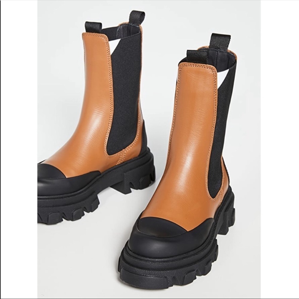 Ganni Midcalf Chelsea Boots Tiger’s Eye